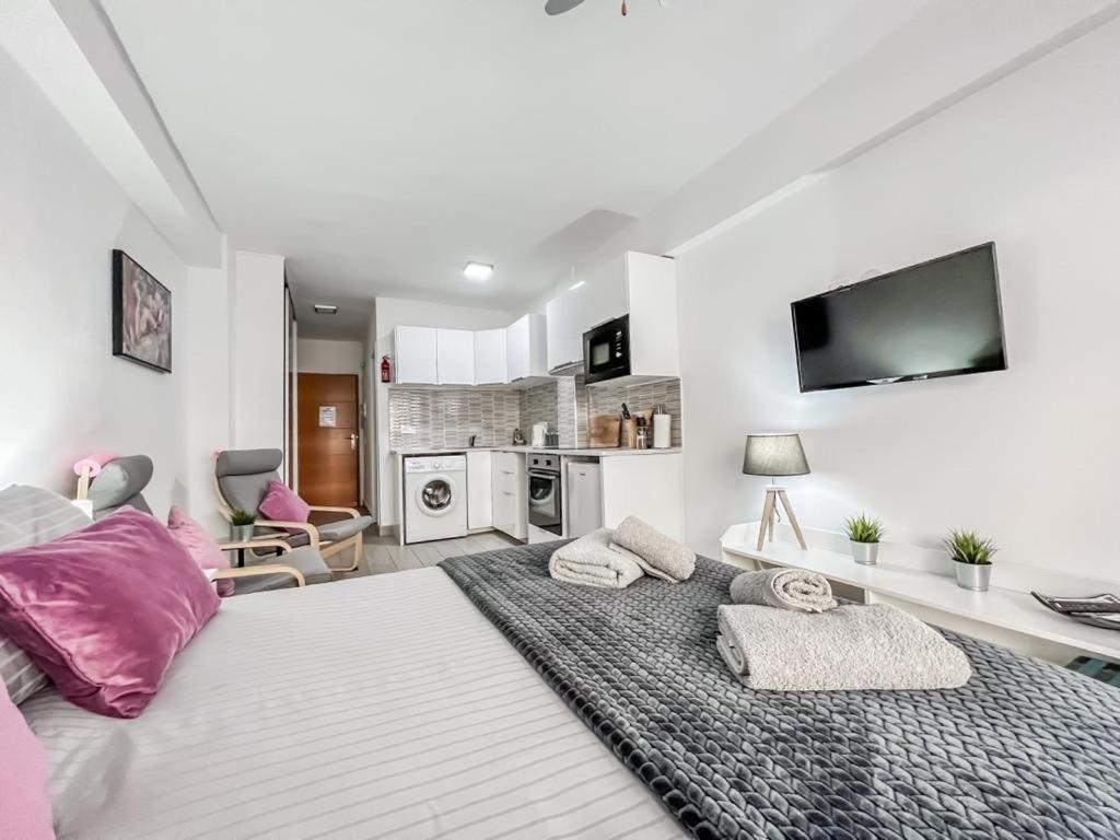 Reformed Studio Apartment In Central Nerja 3K Bagian luar foto